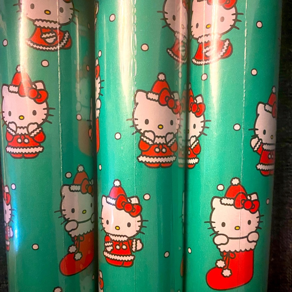 HELLO KITTY Christmas GREEN SANTA HAT Holiday GIFT Wrapping Paper 150sqft